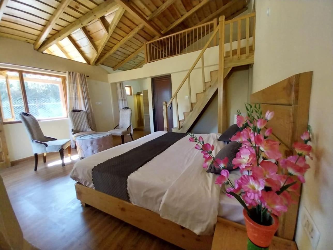 Anmol Paradise Hotel Mukteshwar Eksteriør billede